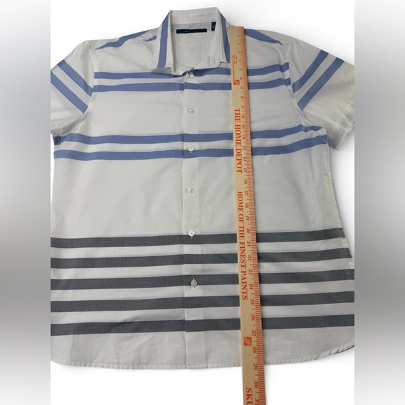 Perry Ellis Men’s Large Short Sleeve Button Down Shirt White Blue Striped L - Picture 6 of 9
